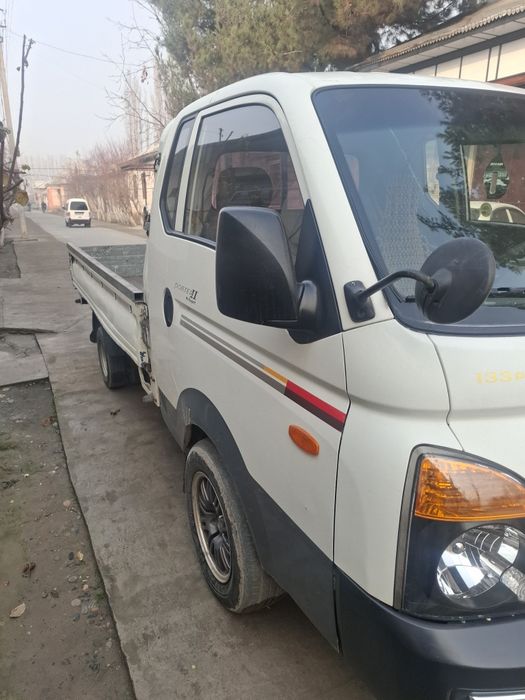 Hyundai porter 2