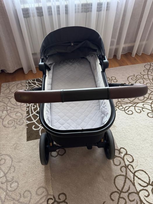 Коляска Tomix Selena 2в1