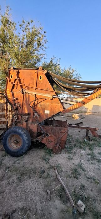 Пресс подборщик рулон