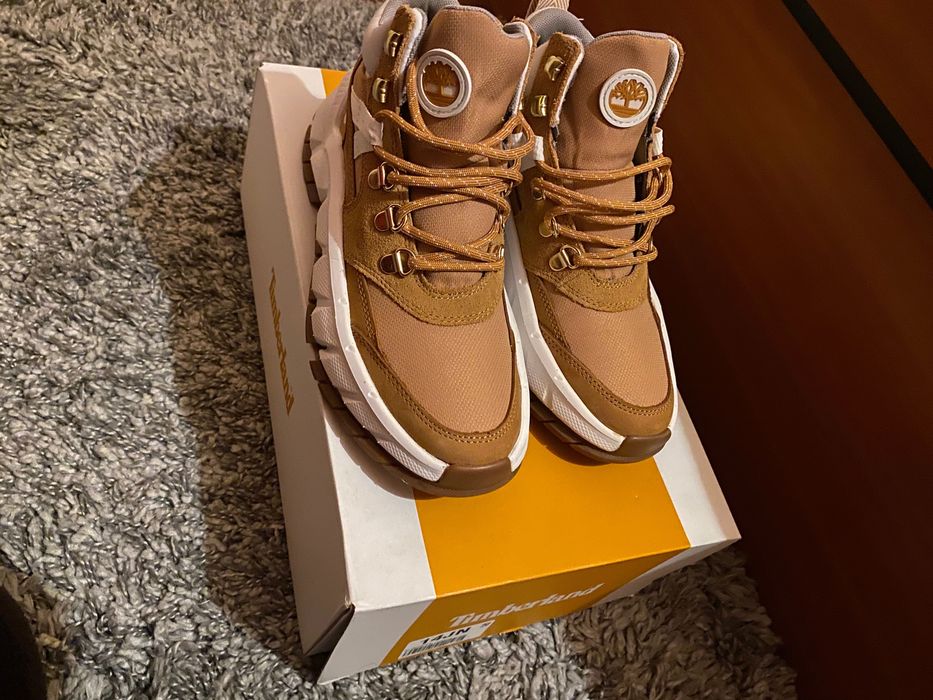 Ghete Timberland Turbo Mid Hiker , noi