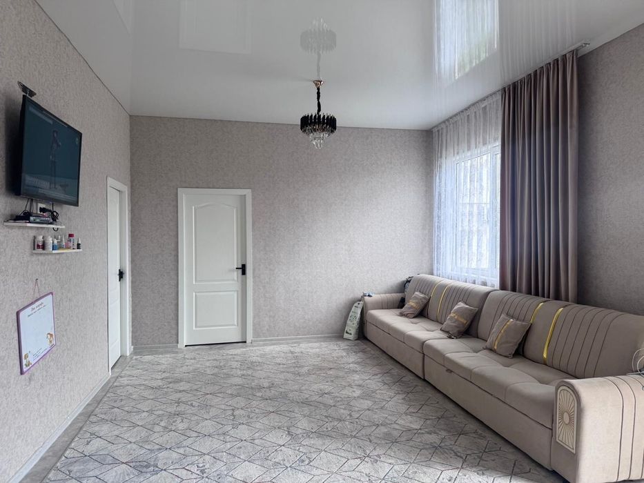 Продам дом большой