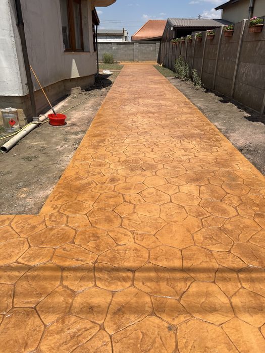 Beton amprentat și maturat premium
