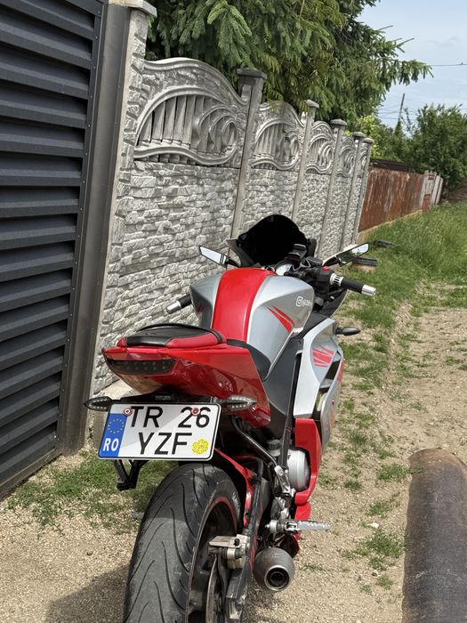 Yamaha yzf r125 A1 / 16 ani