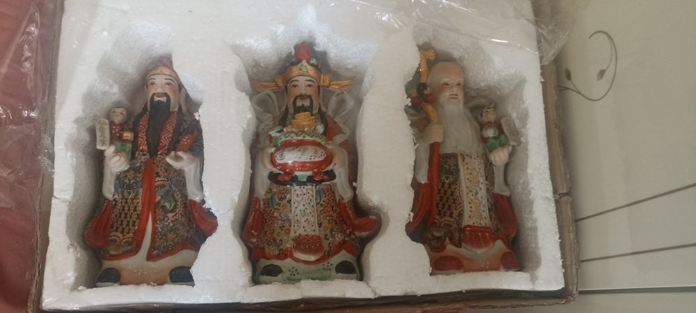 Фигурки китайских богов