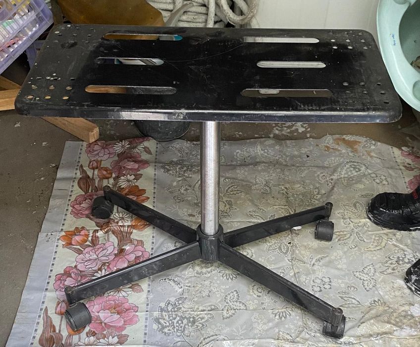 Подставка под телевизор