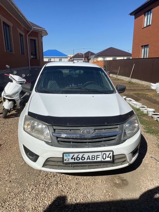 Продам гранта 2015 год