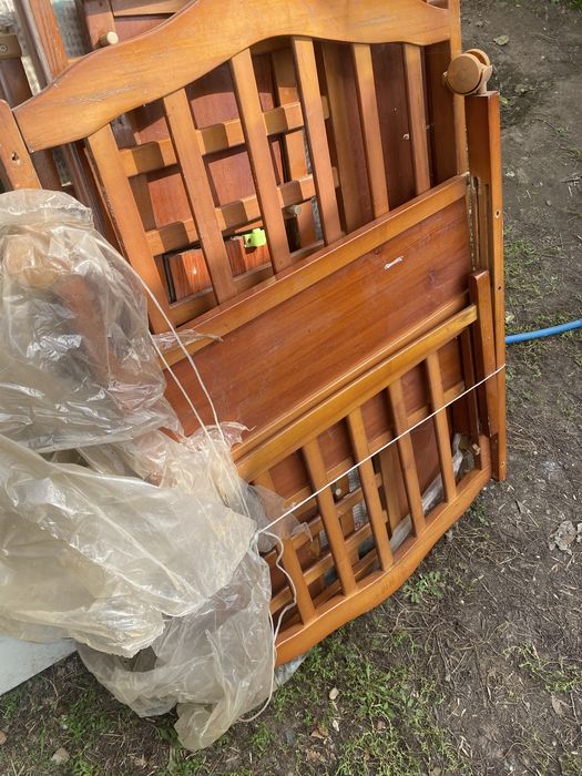 Продам детскую кроватку