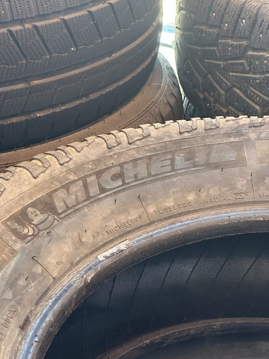 Шины всесезонные R18 Michelin