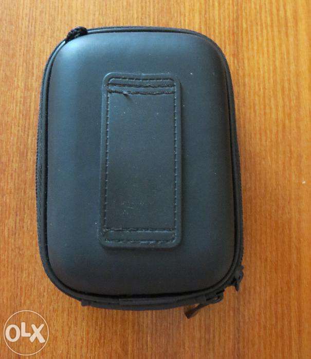 Чехол для цифровой фотокамеры.