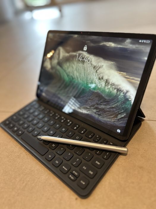 Huawei MatePad 11 128GB + M-Pencil + husă tastatură + încărcător