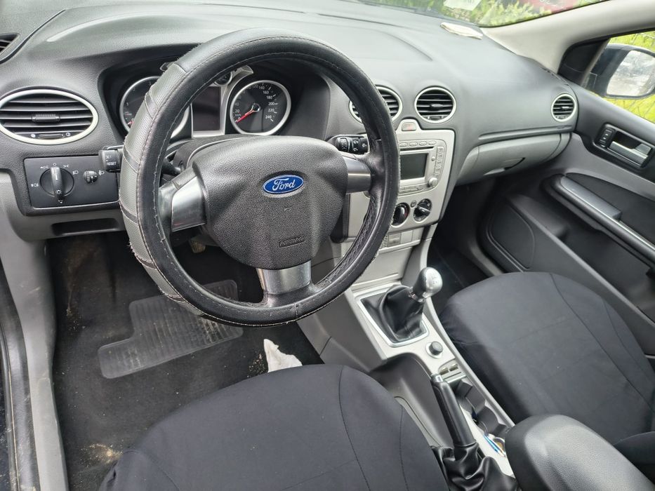FORD Focus 2010 — imagine 3