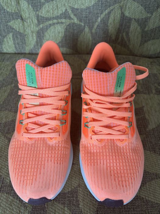 Дамски маратонки Nike pegasus 39 и Altra escalante
