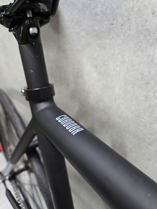 Aventon cordoba black