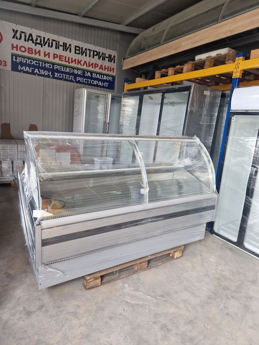 Хладилна витрина