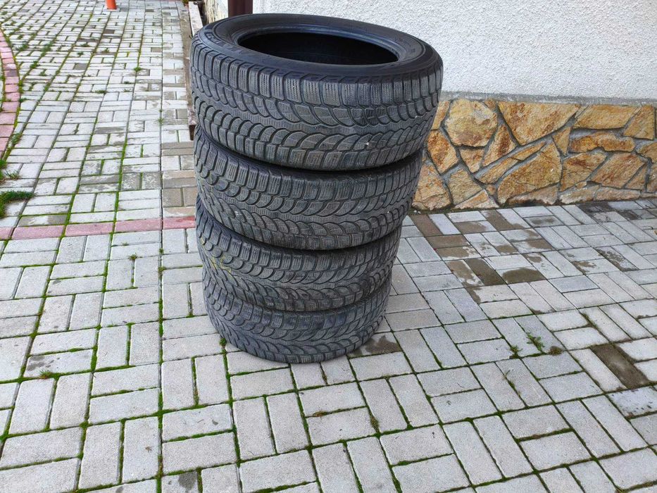 зимни гуми BRIDGESTONE 235 55 17