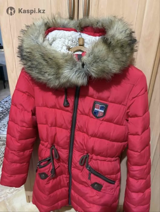 Зимний пуховик детский