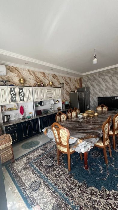 Продам 4 ком дом с участком 3.7 соток.Яшнабад район.Шумиловский городо