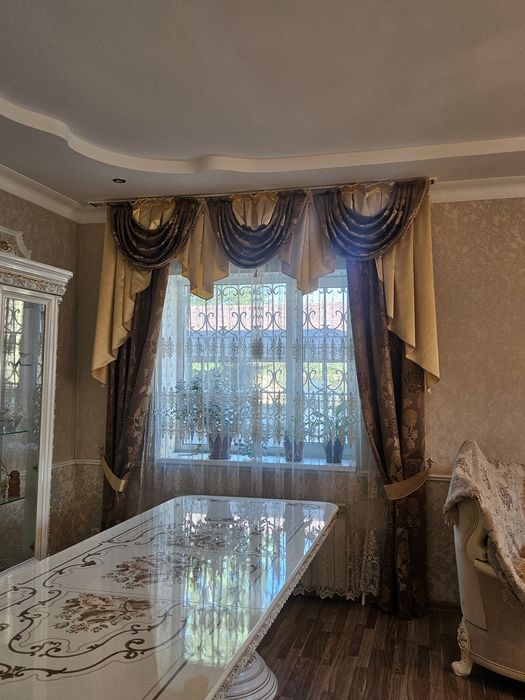 Продам шторы в зал