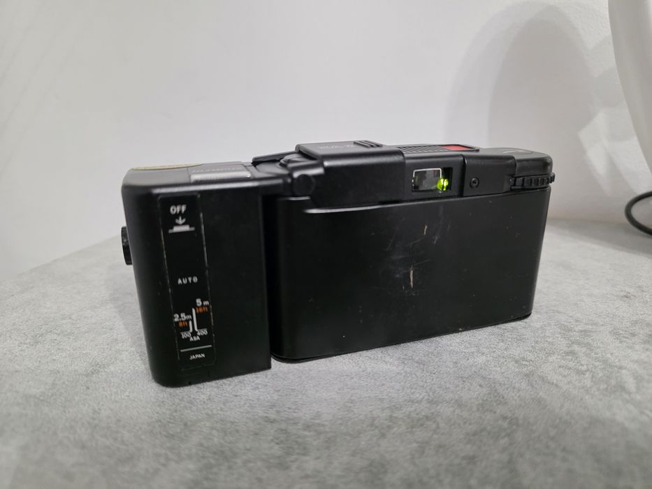 Olympus AX 2 + A11