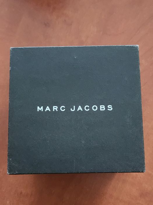 Ceas Marc Jacobs Chronograph, cutie originală.