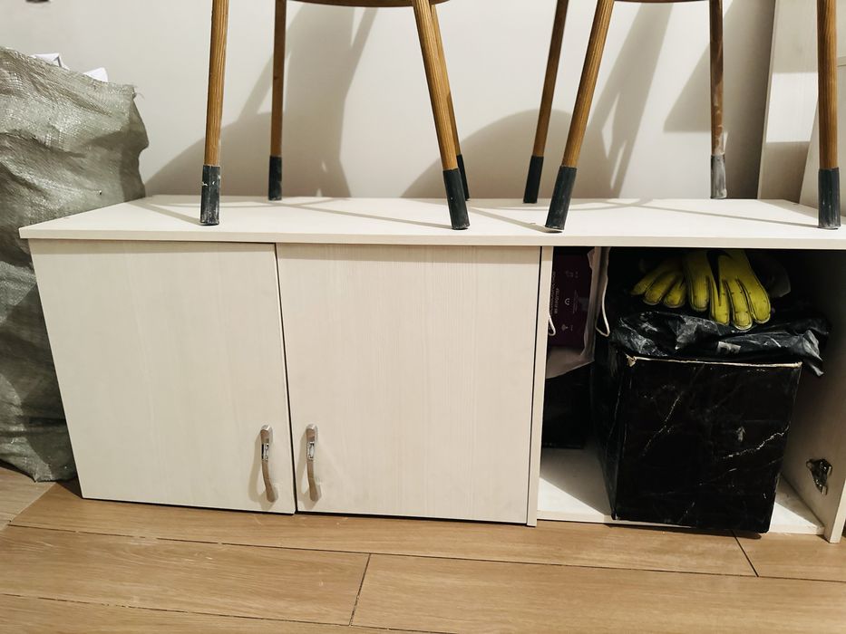 Продам шкаф для прихожей