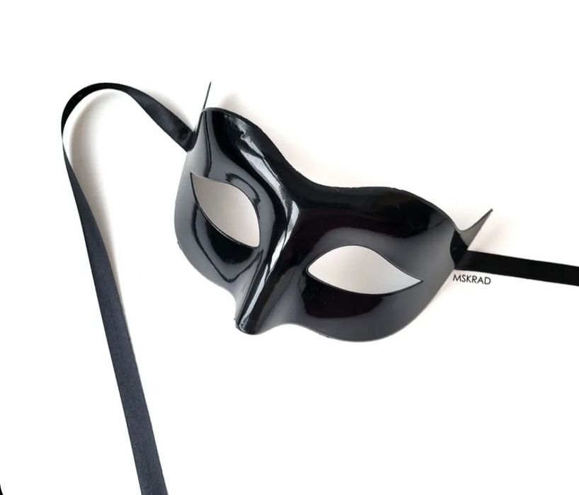 Мужская карнавальная маска