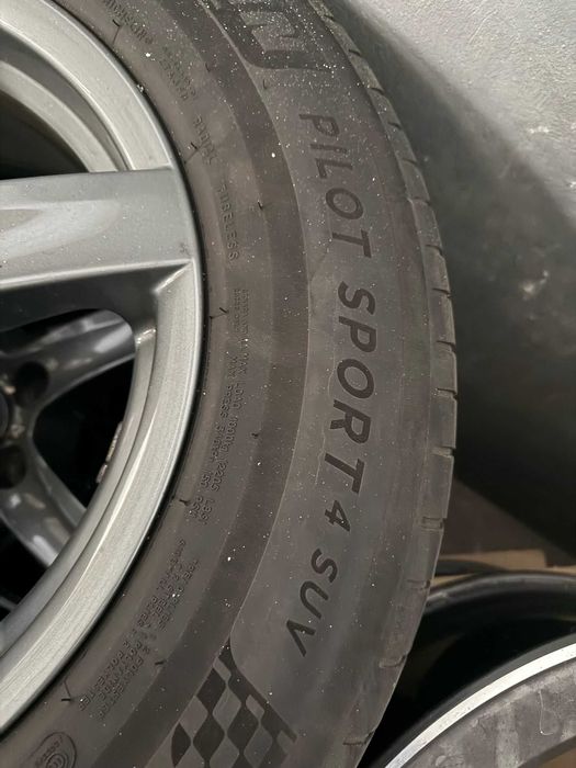 Set jante aliaj Volkswagen Touareg anvelope 235 65 17