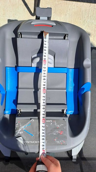 Изофикс база за бебешко кошче