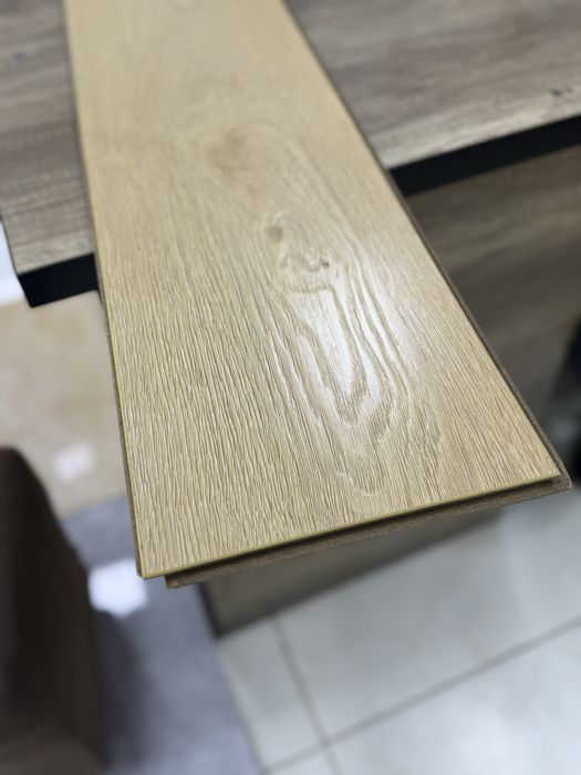 Sifatli va songi modeldagi laminat assortimenti optom narxda