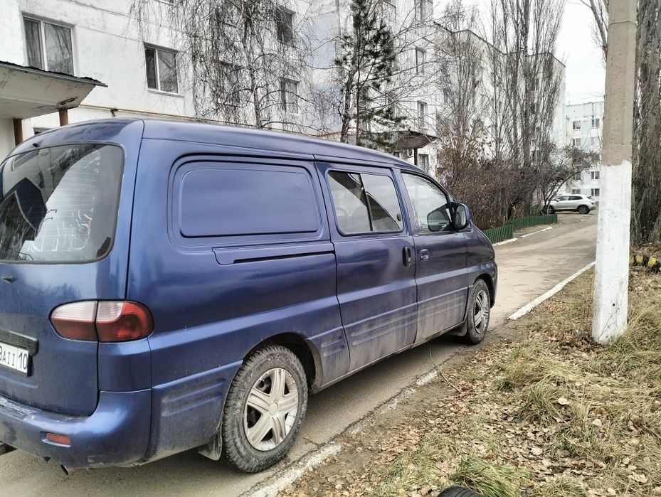 Продам Hyundai Starex