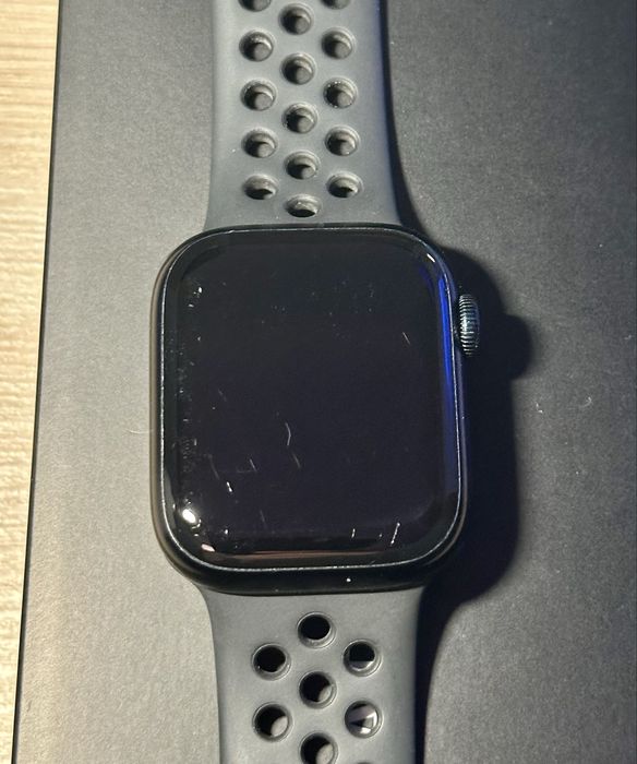 Apple Watch Nike Series 7 (41mm) сатылады