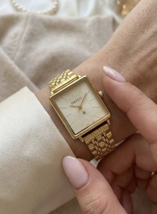 Женские часы кварцевые