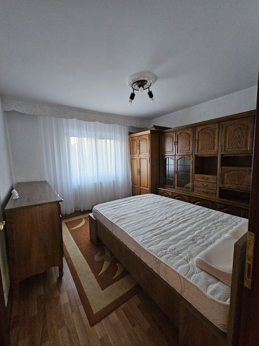 Apartament 2 camere de închiriat