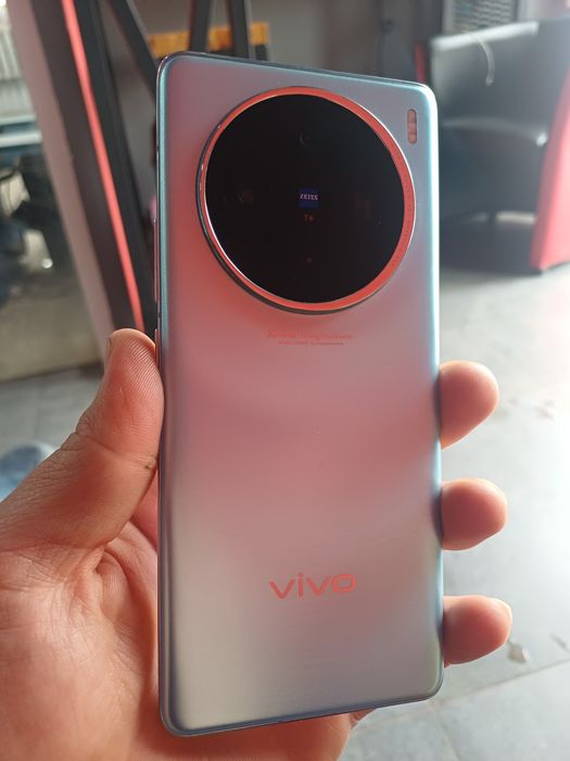 Vivo x100 16/512 global