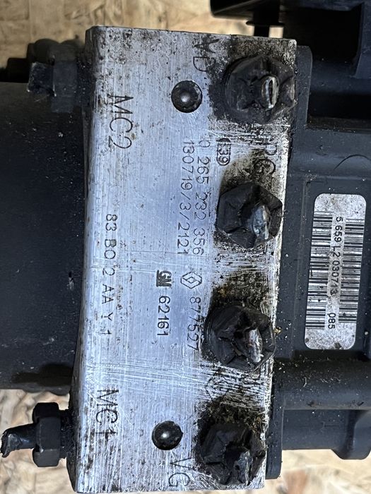 Pompă ABS Vivaro Master Movano cod:0265232356 877527/83B02AAY1