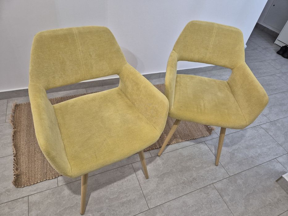 Scaune tapitate dining