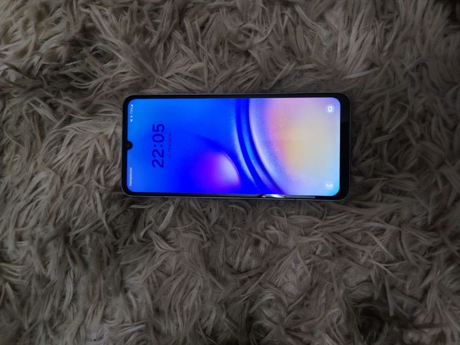 Продается телефон