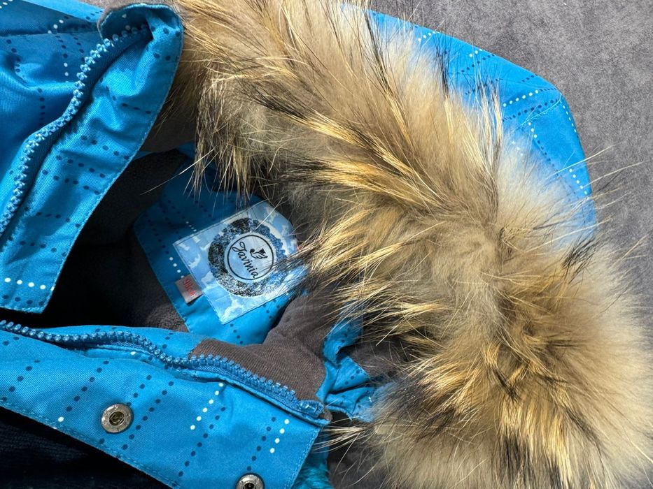 Продам куртку для мальчика 98 см