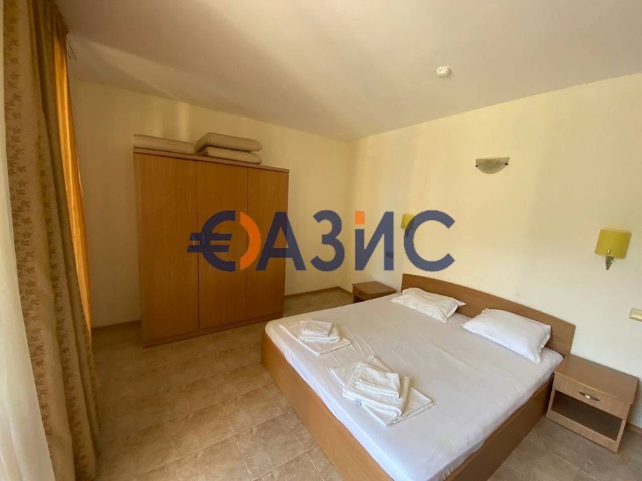 Продава се Тристаен апартамент в к.к. Слънчев бряг - 87 кв.м за 680 €/кв.м - Снимка #12