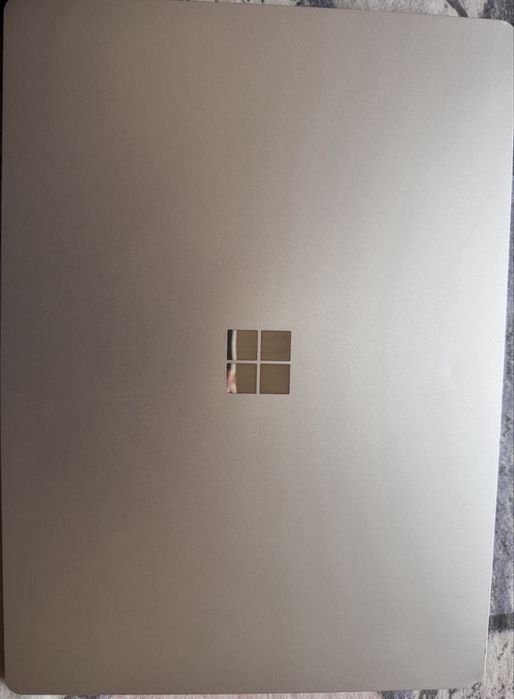 Ноутбук Microsoft Surface Laptop 1