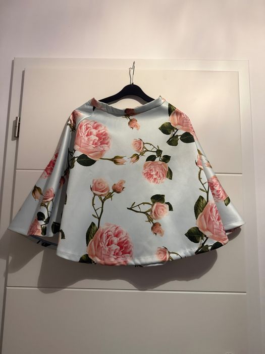 Fustă eleganta evazata