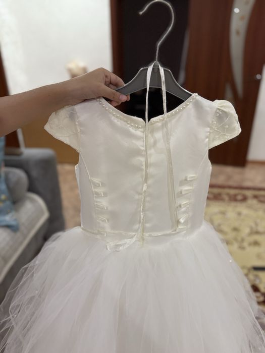 Продам детское платье