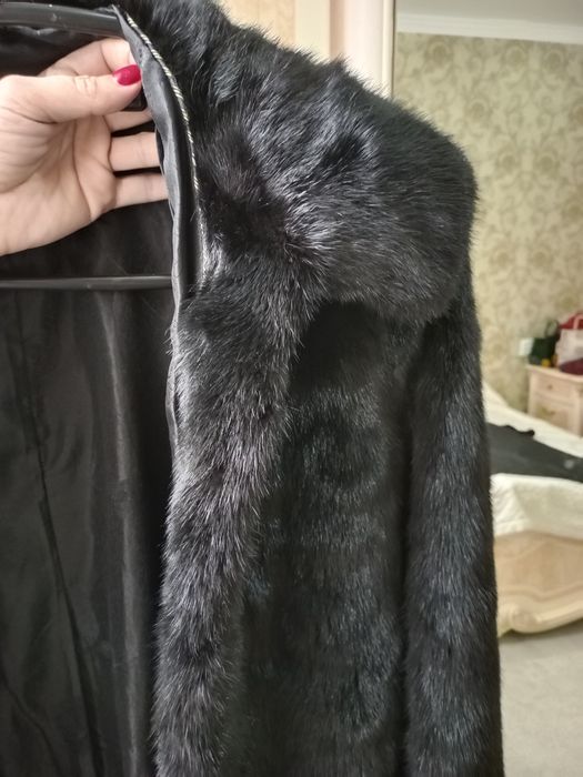 Продам норковую шубу