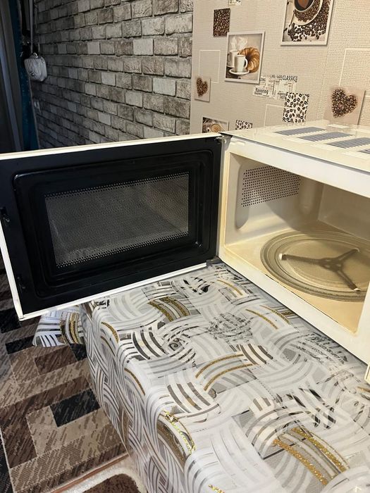 Продам микроволновку