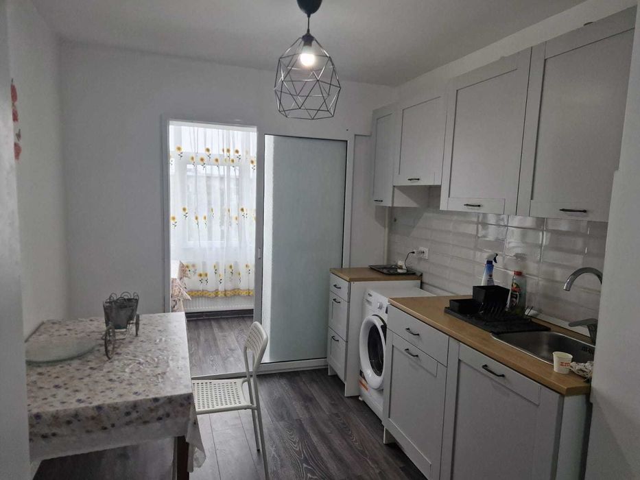 Inchiriere Apartament 3 camere Alexandru cel bun