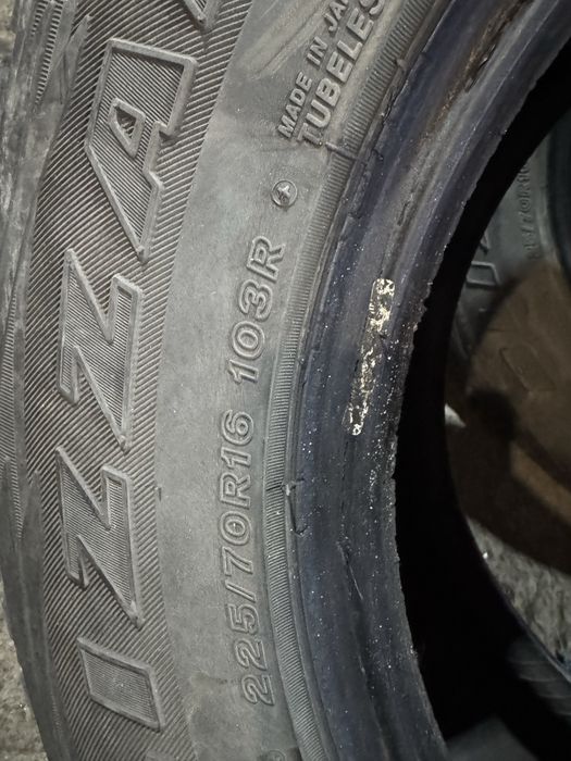 Bridgestone 225/70/16