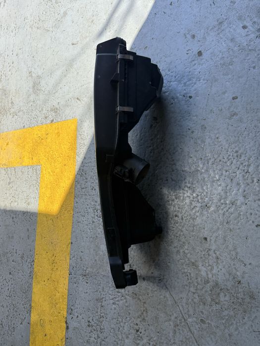 Carcasa filtru aer bmw f30 f31 f20 f21 f22 2.0d n47 143cp 184cp