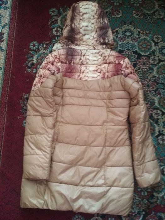 Женский курткалар сотилади нархи 30 мингдан  размери 46