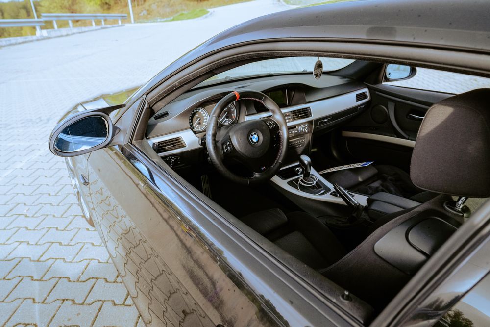 BMW E92 320i Coupe - 2009
