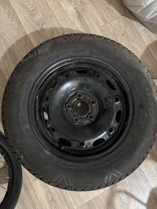 Летняя резина с диском в комлекте